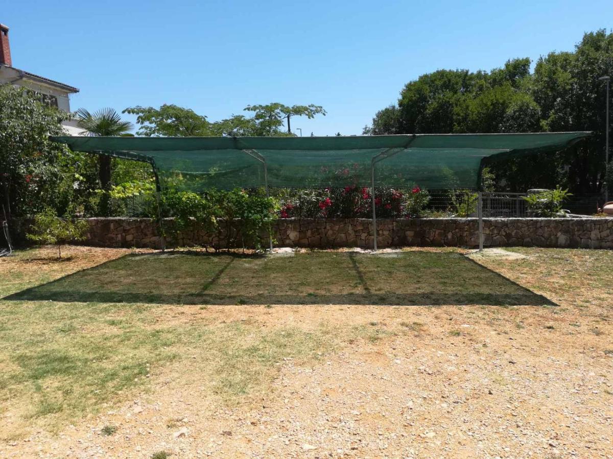 Stela Appartement Pinezići Buitenkant foto
